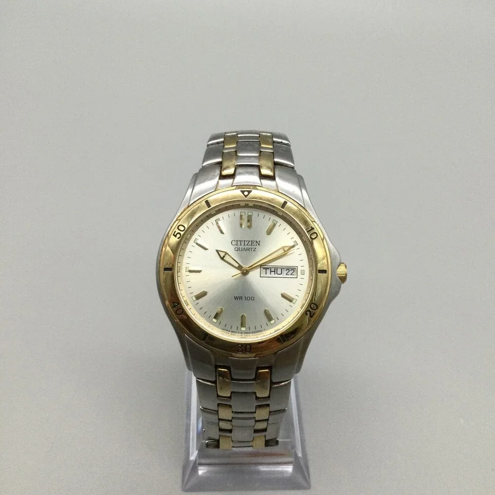Vtg Citizen 250A-K001463 Mens Watch 37mm Two Tone Day Date New Battery 7.25